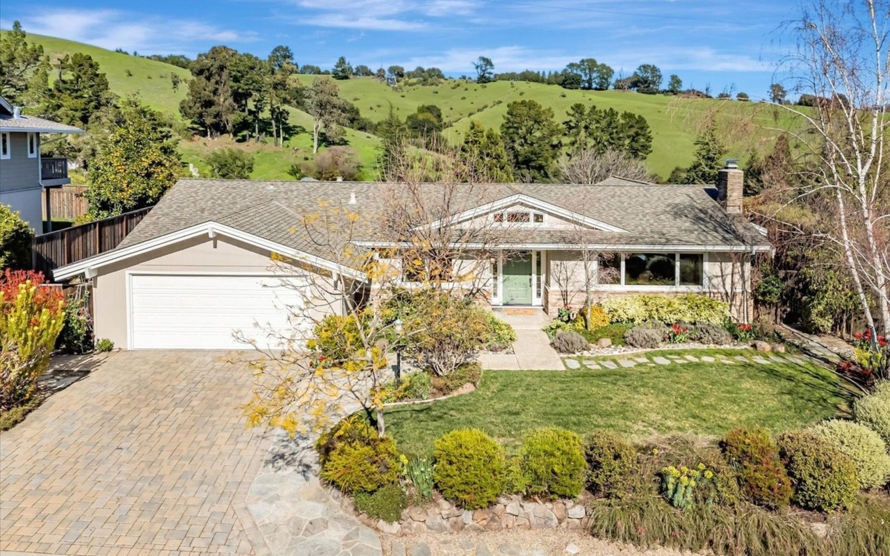 74 Warfield Dr