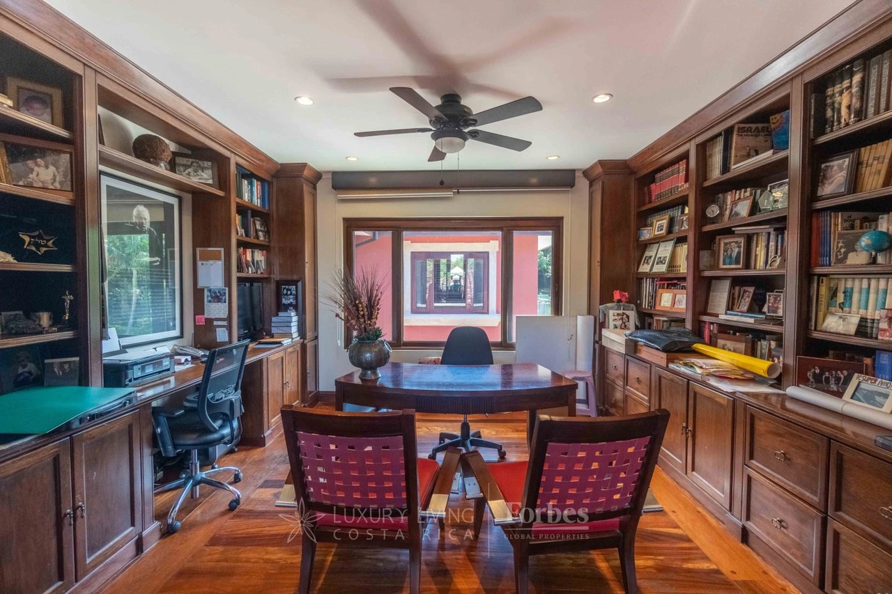 19759 - Architectural Hacienda Style Luxury Villa inTranquil Natural Oasis