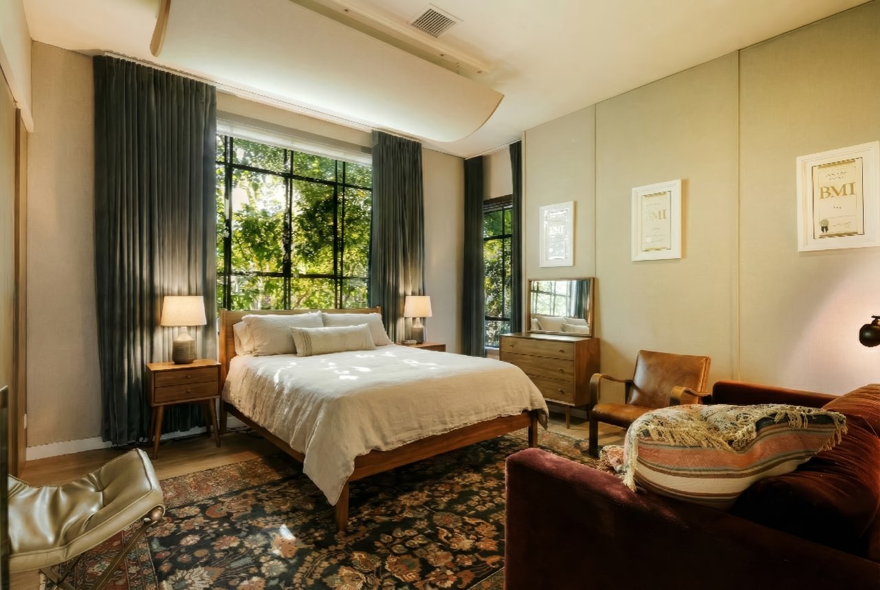 657 Milwood Ave, Venice 