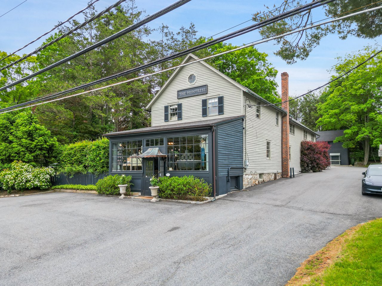 259 Westchester Avenue