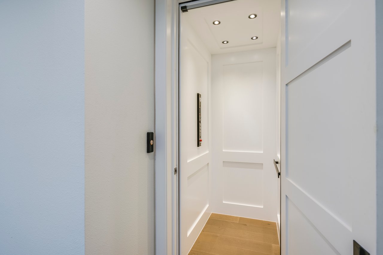 116 Charming Lane, Port Aransas, TX 78373