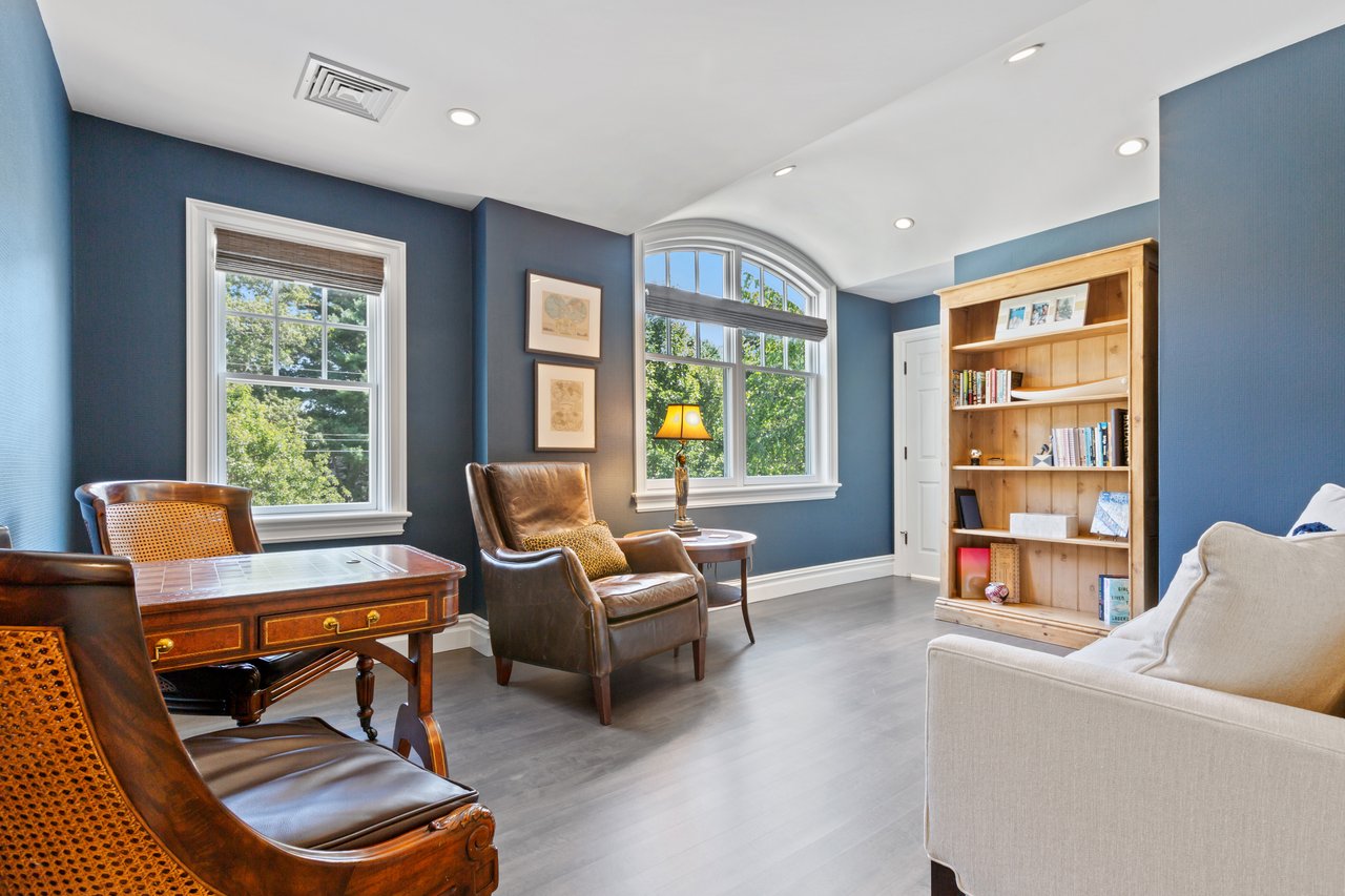 Spectacular Oyster Harbors Estate