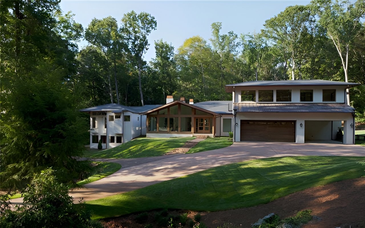 Check Out Dorsey Alston’s New Atlanta Luxury Home Listings for the Week