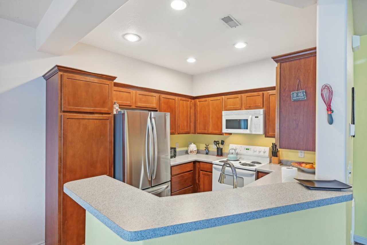 211 Greenfield Cir 103