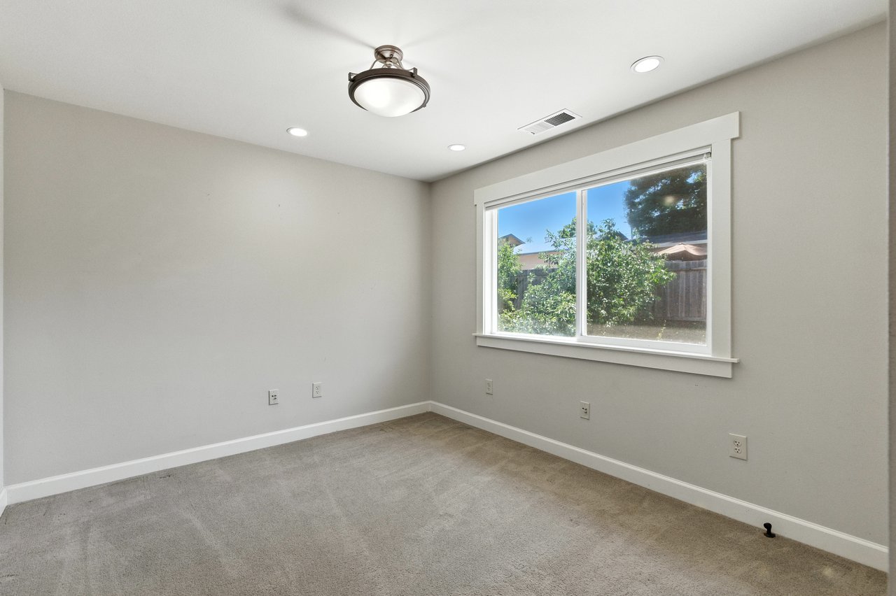 817 Gromo Ct