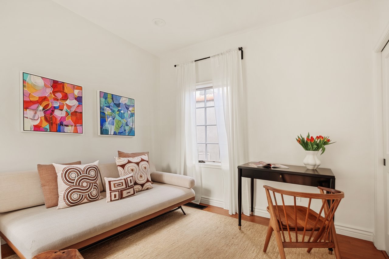 8835 Betty Way, West Hollywood