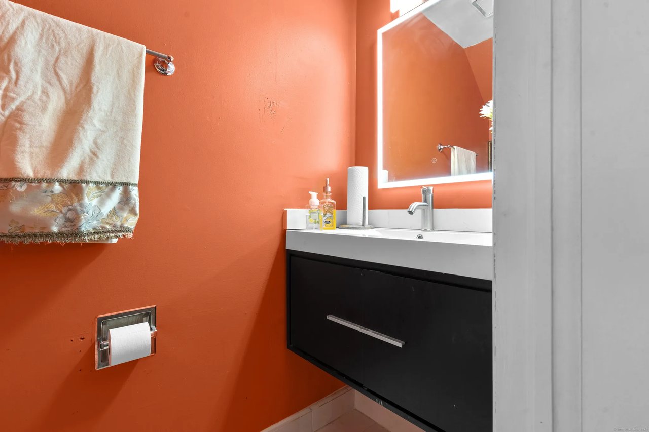 11 Finney Lane Unit 6