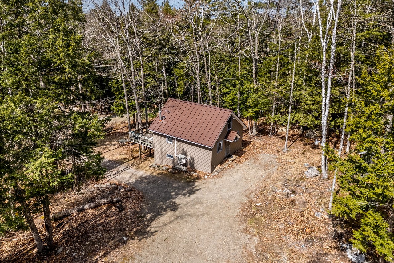 76 Cottage Shore Drive Holden, ME 04429-7003