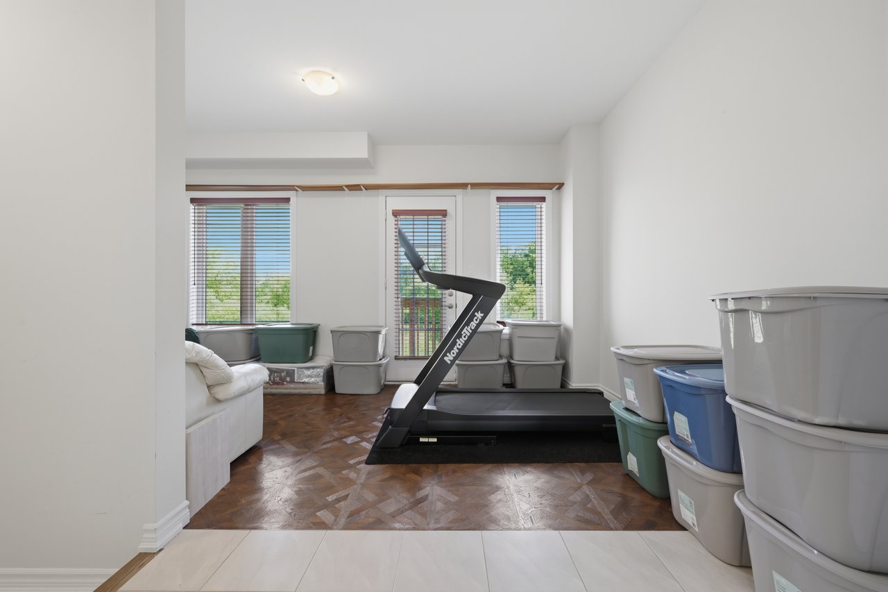 Waterdown Townhome