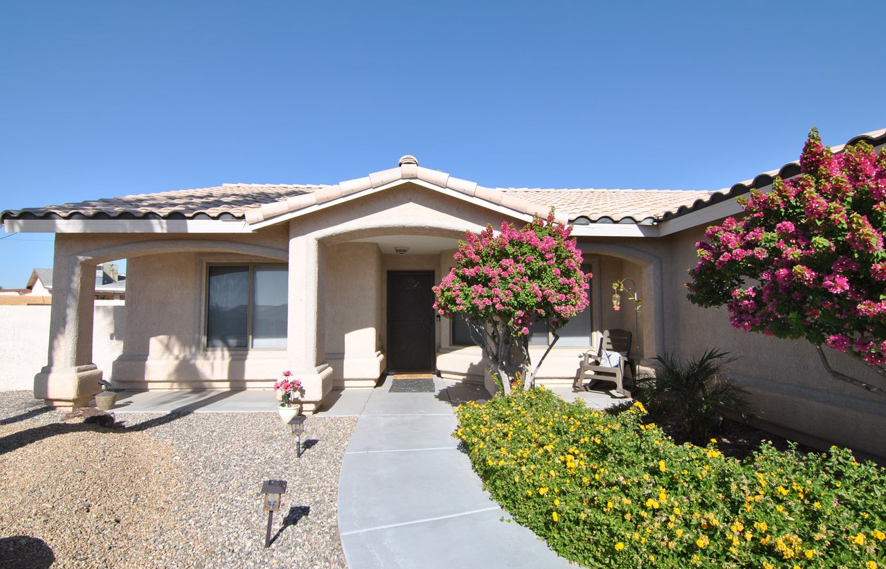 1835 Emerald Dr