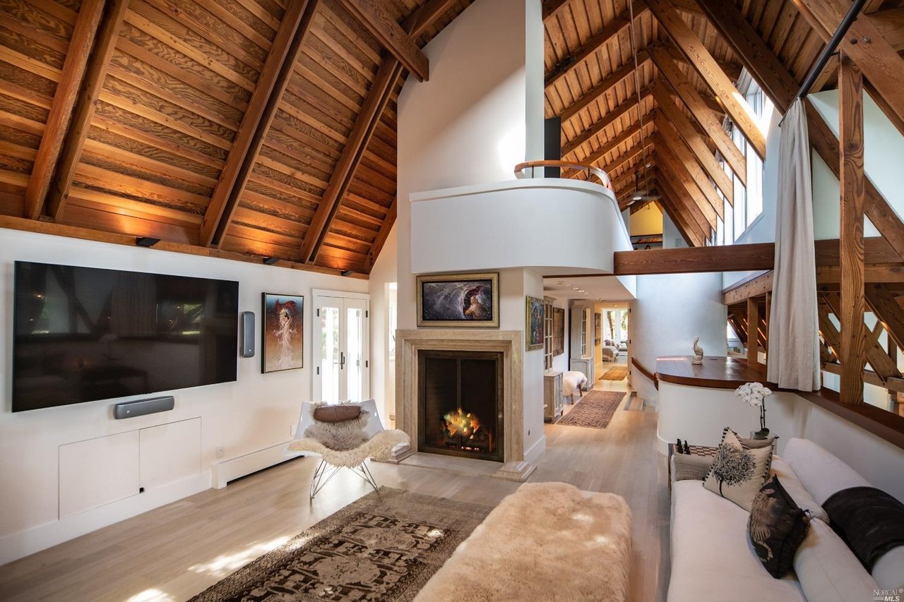 106 Mount Tiburon Rd