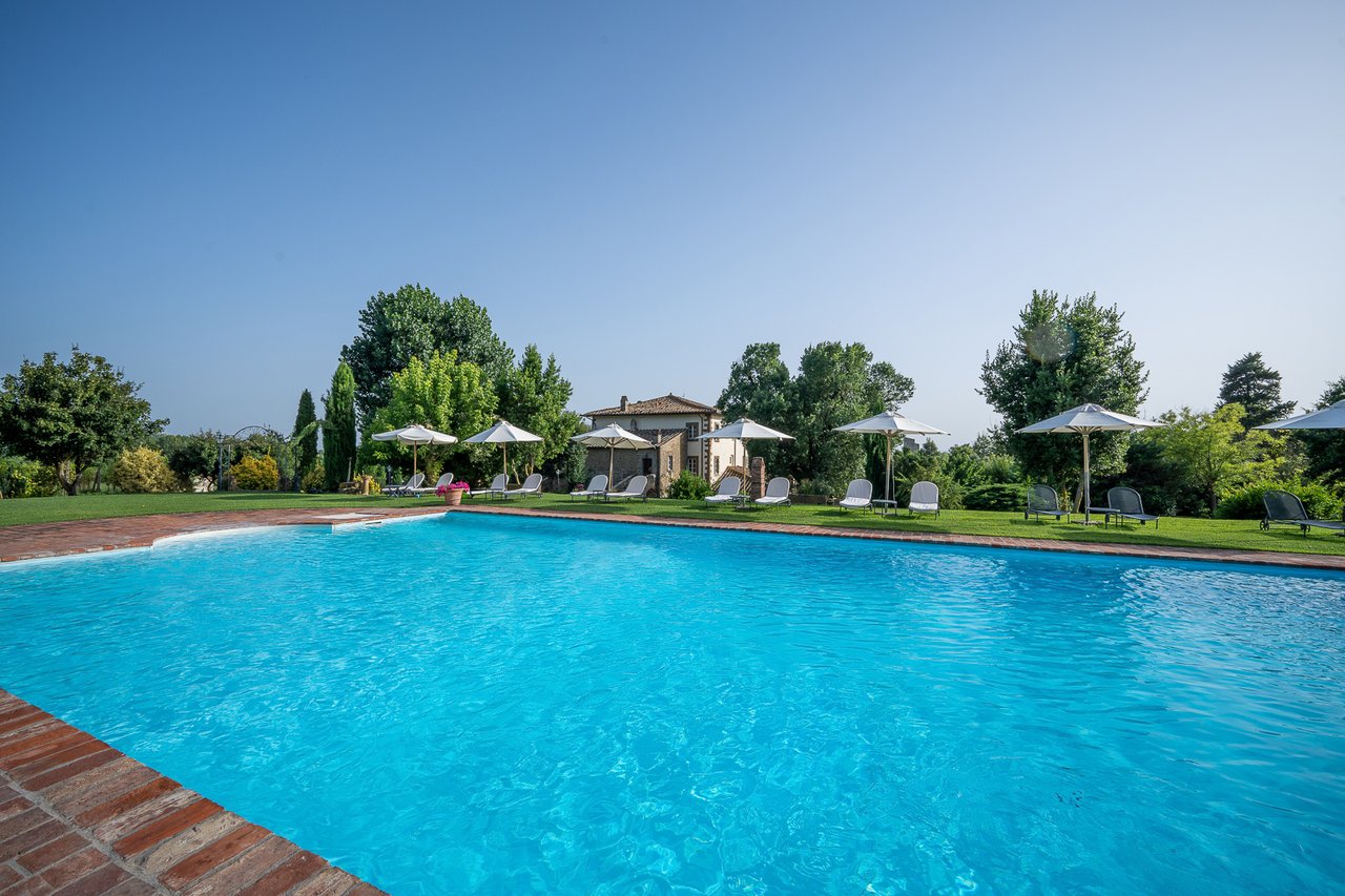 VILLA MECENATE