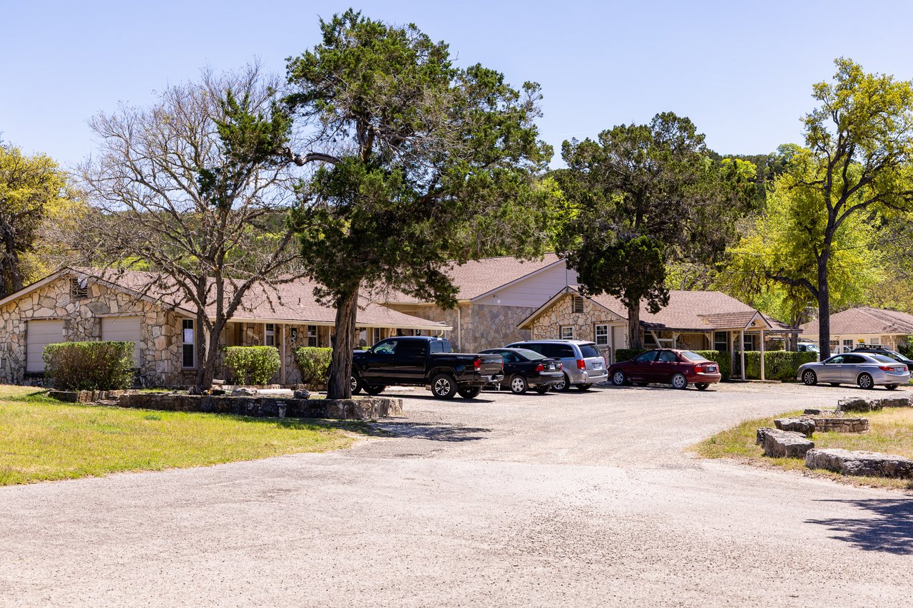 1325 Harper Road
