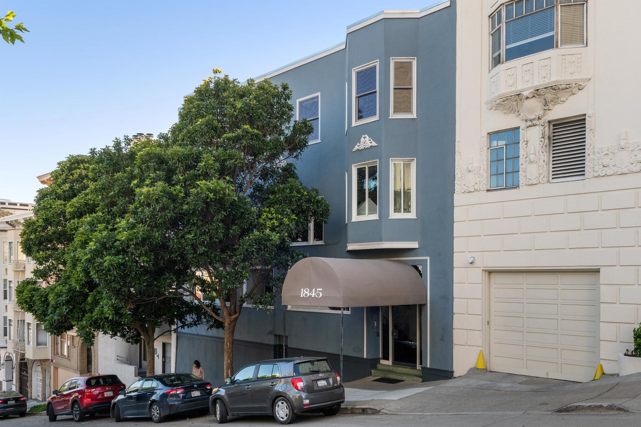 1845 Leavenworth #202