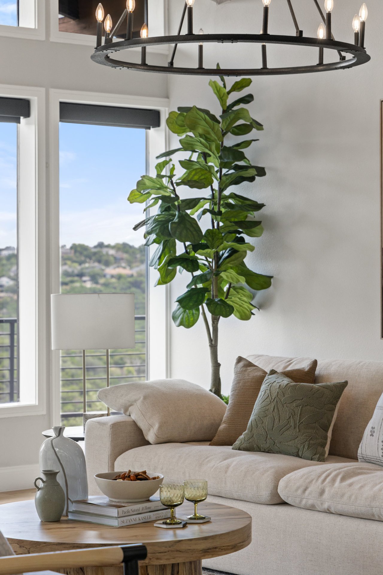 6905 Ladera Norte | Contemporary Northwest Hills Estate