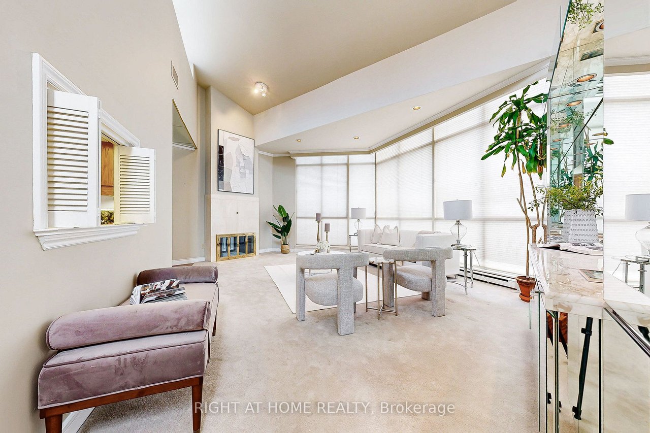 PENTHOUSE IN PRIME NORTH YORK 