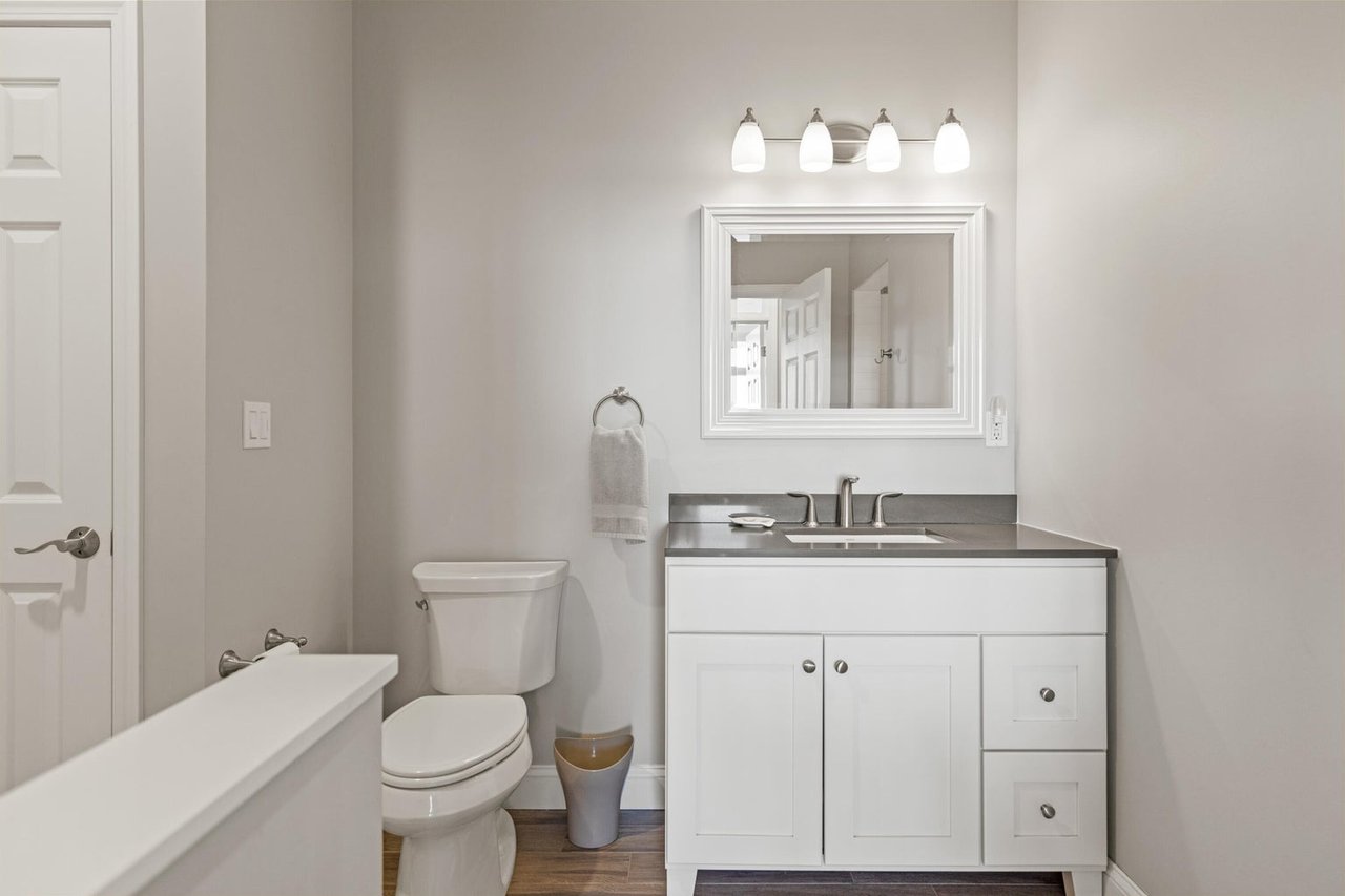 17 Atlantic Drive, Unit #: 17B