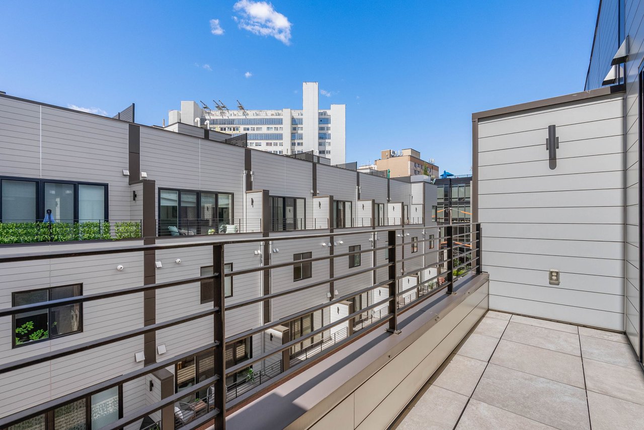 114 N Croskey St, Philadelphia, PA 19103