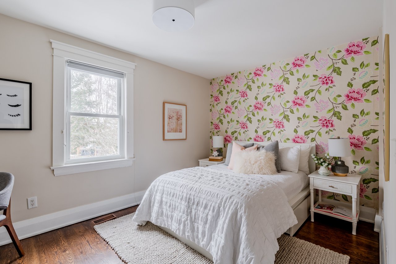 35 Kingsmount Park Rd