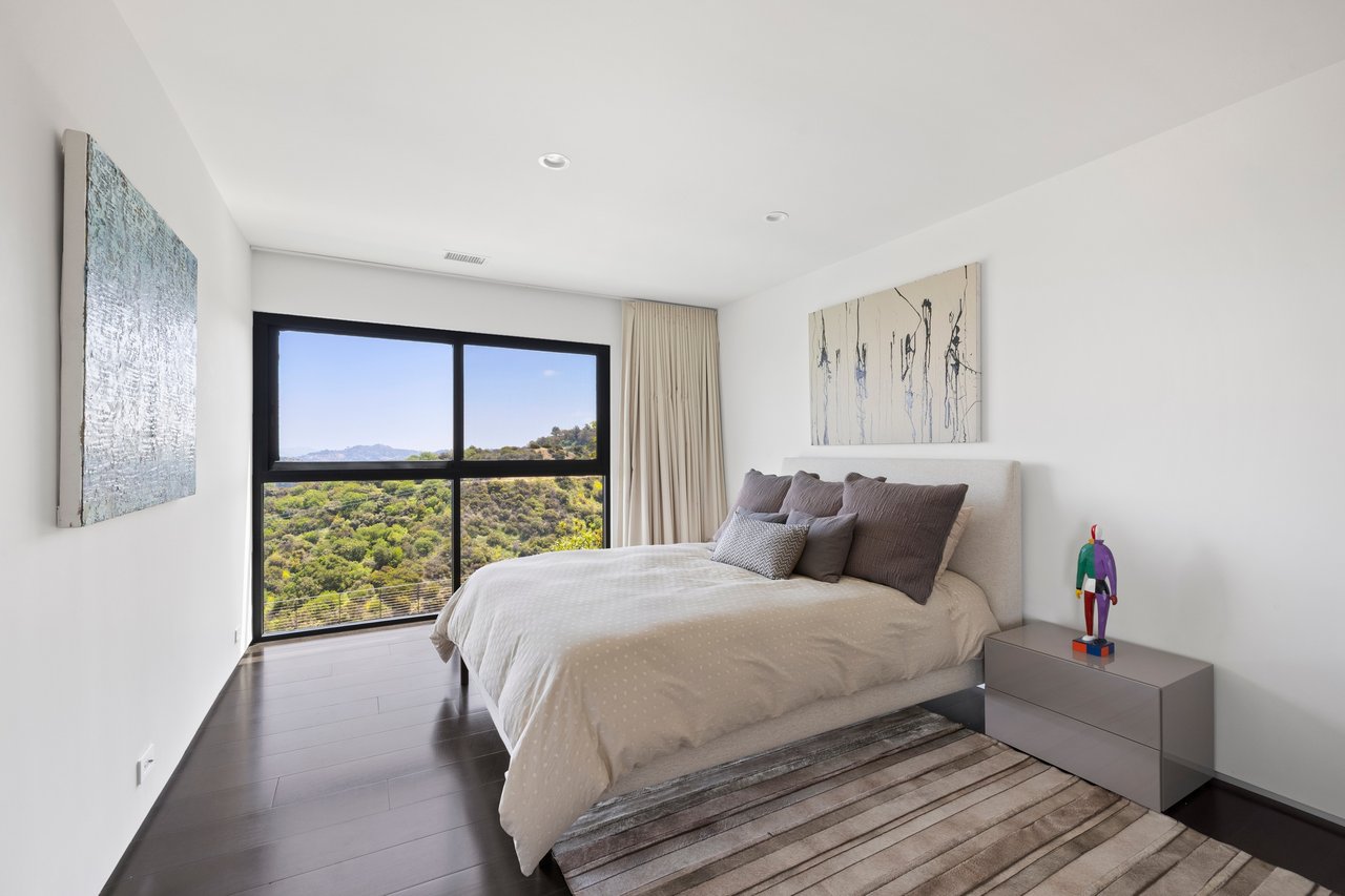 3337 Beverly Ranch Road