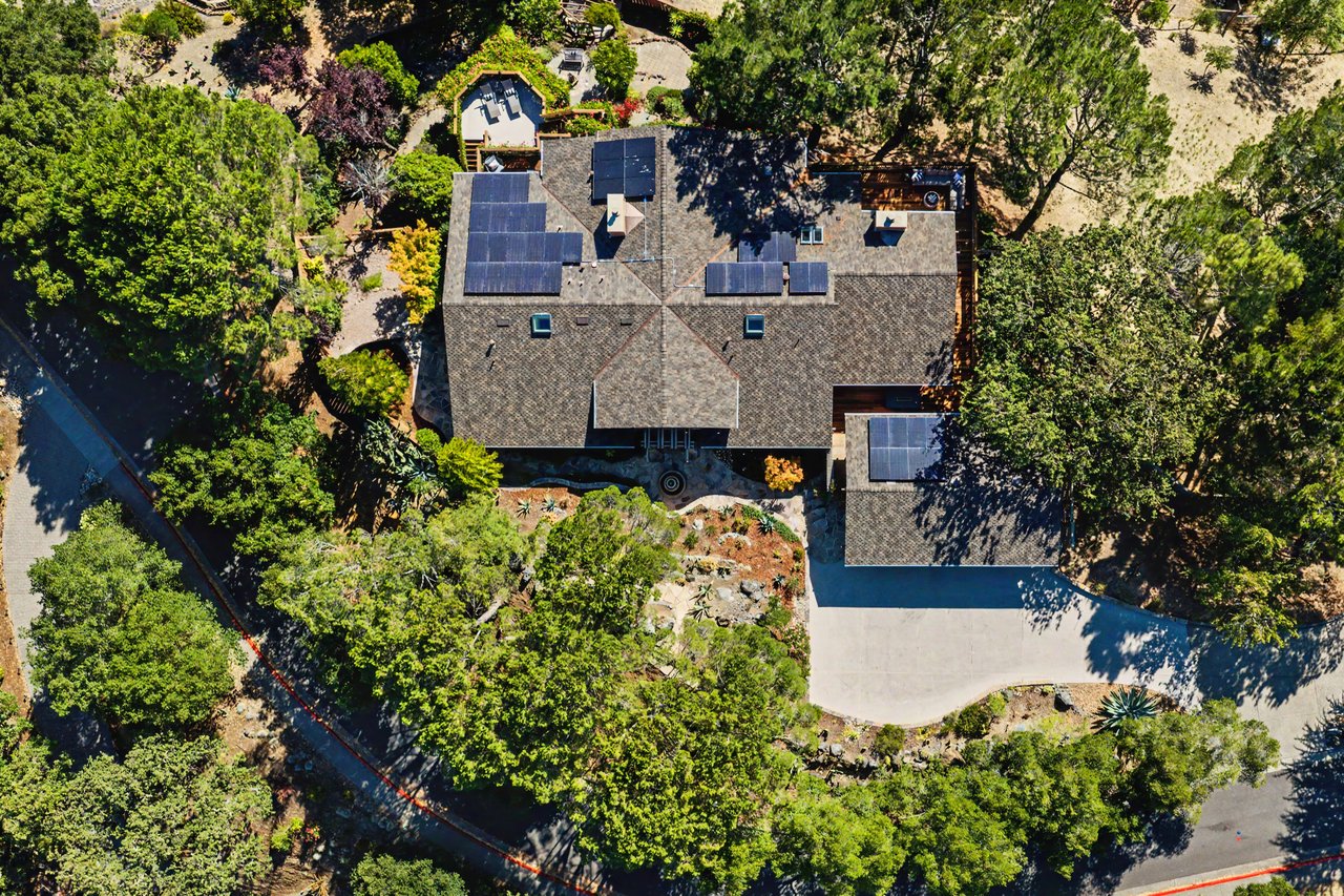 An Architectural Masterpiece in the Old Quarry Enclave