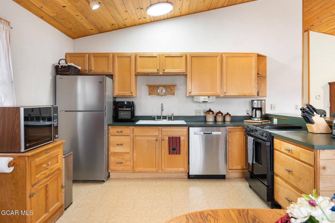 178 County Road 876