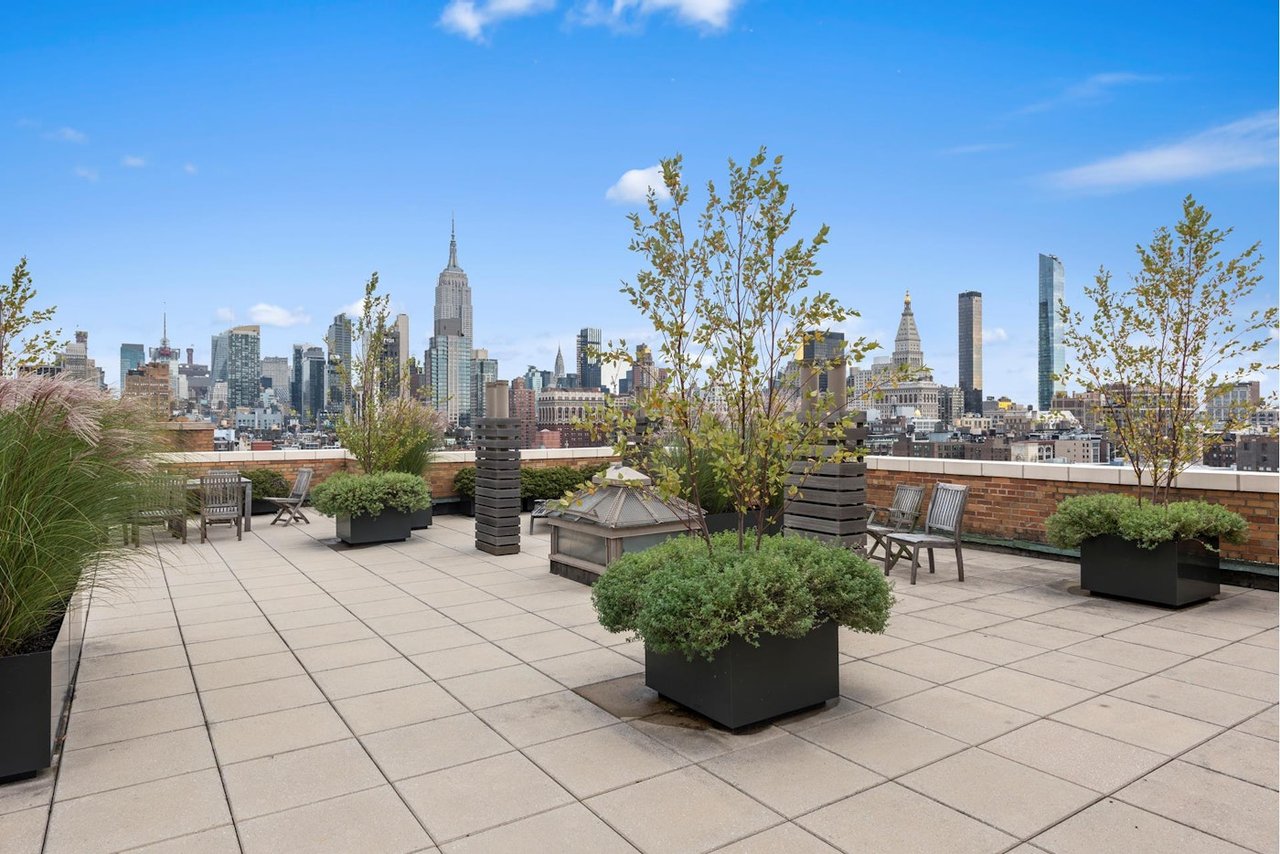 161 W 16th St, #11K