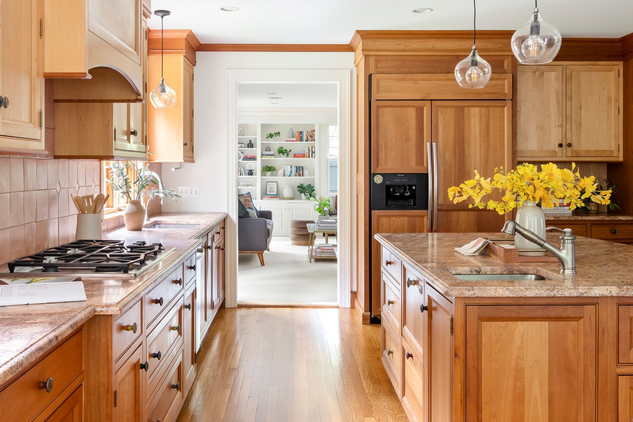 106 Coolidge Hl