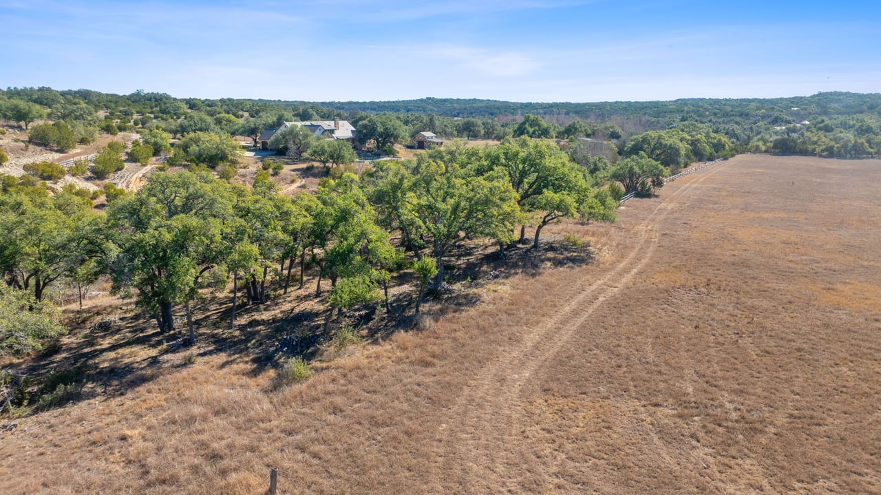 100 Dario Dr. Dripping Springs  Tx 78620