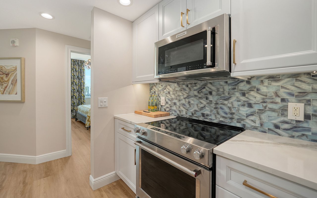800 N. Tamiami Trail #312