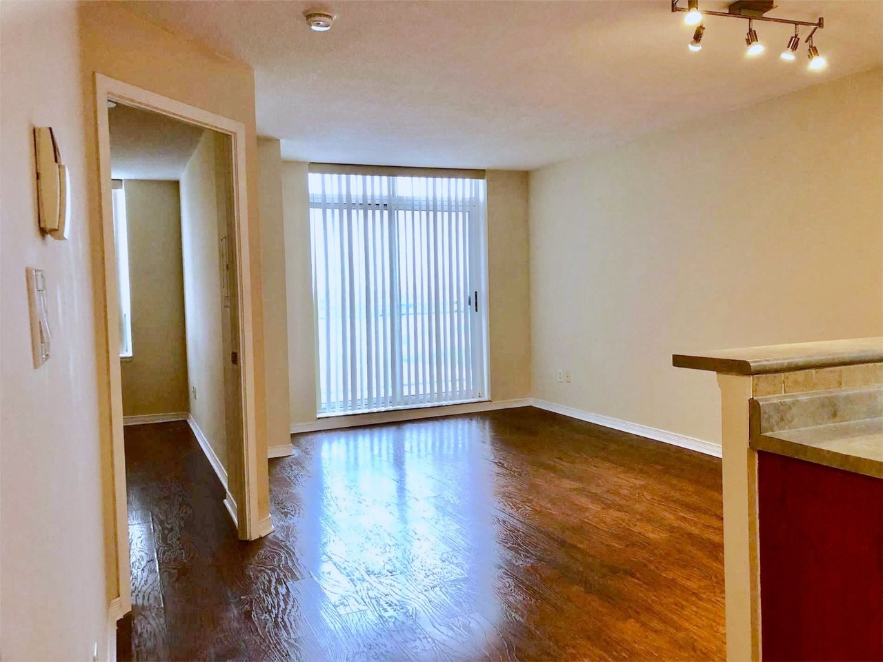 39 Oneida Crescent PH6