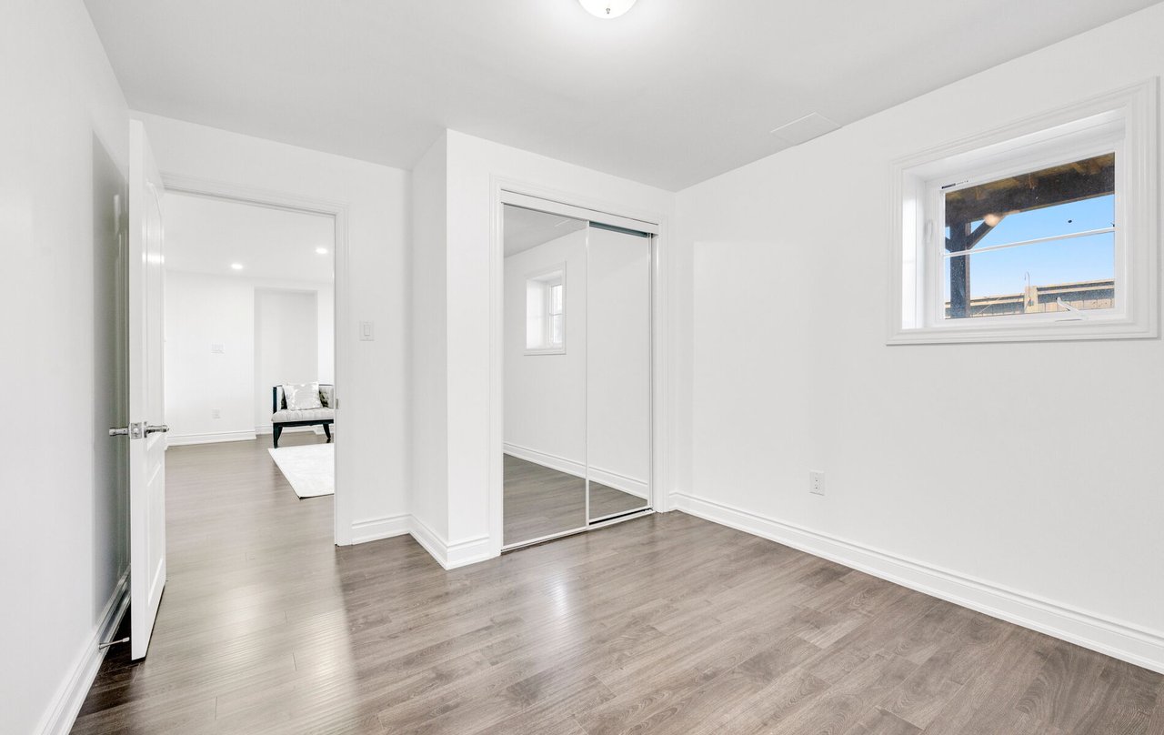 46 Lola Crescent