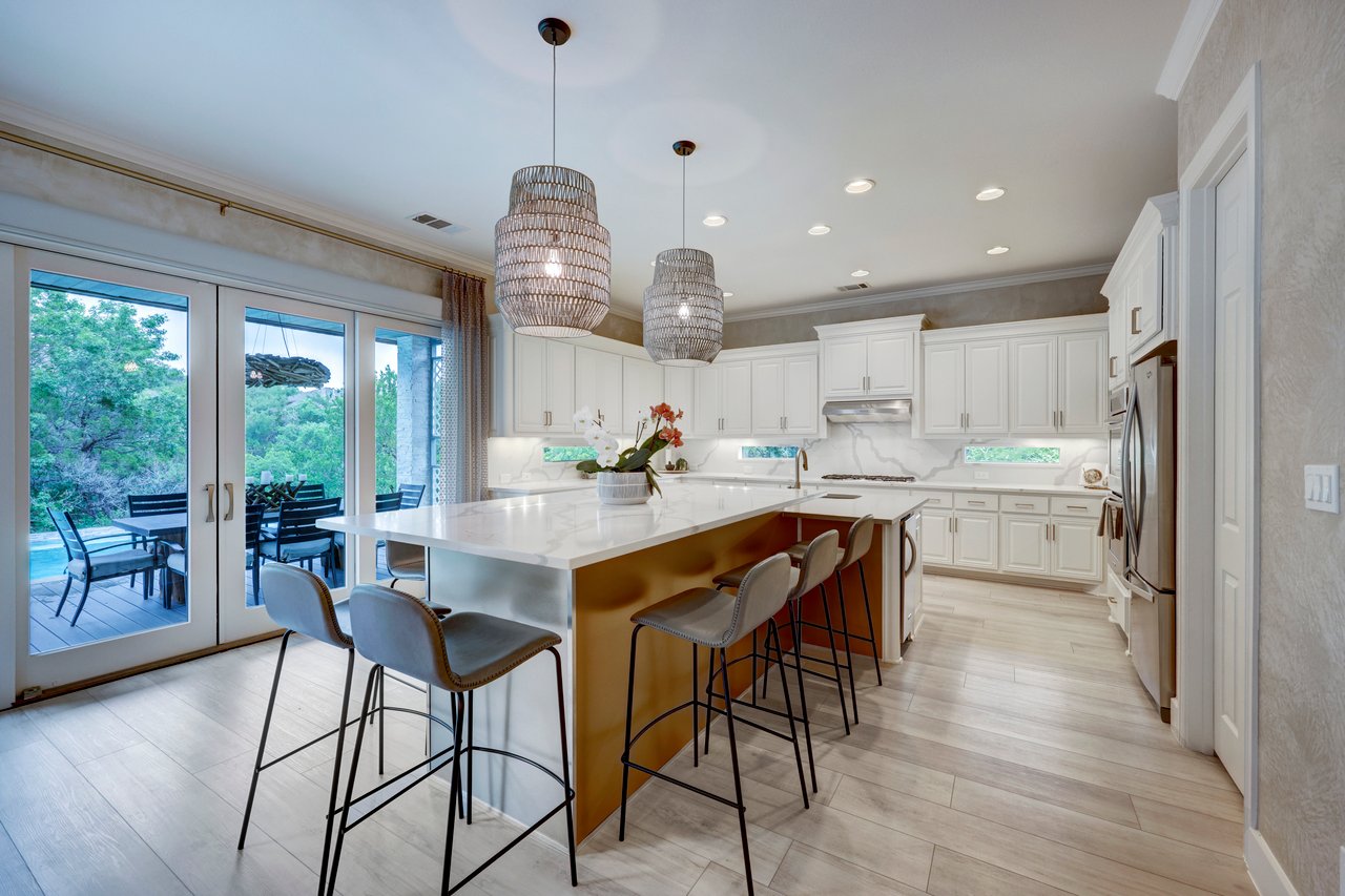 12100 Azure Shores Ct.