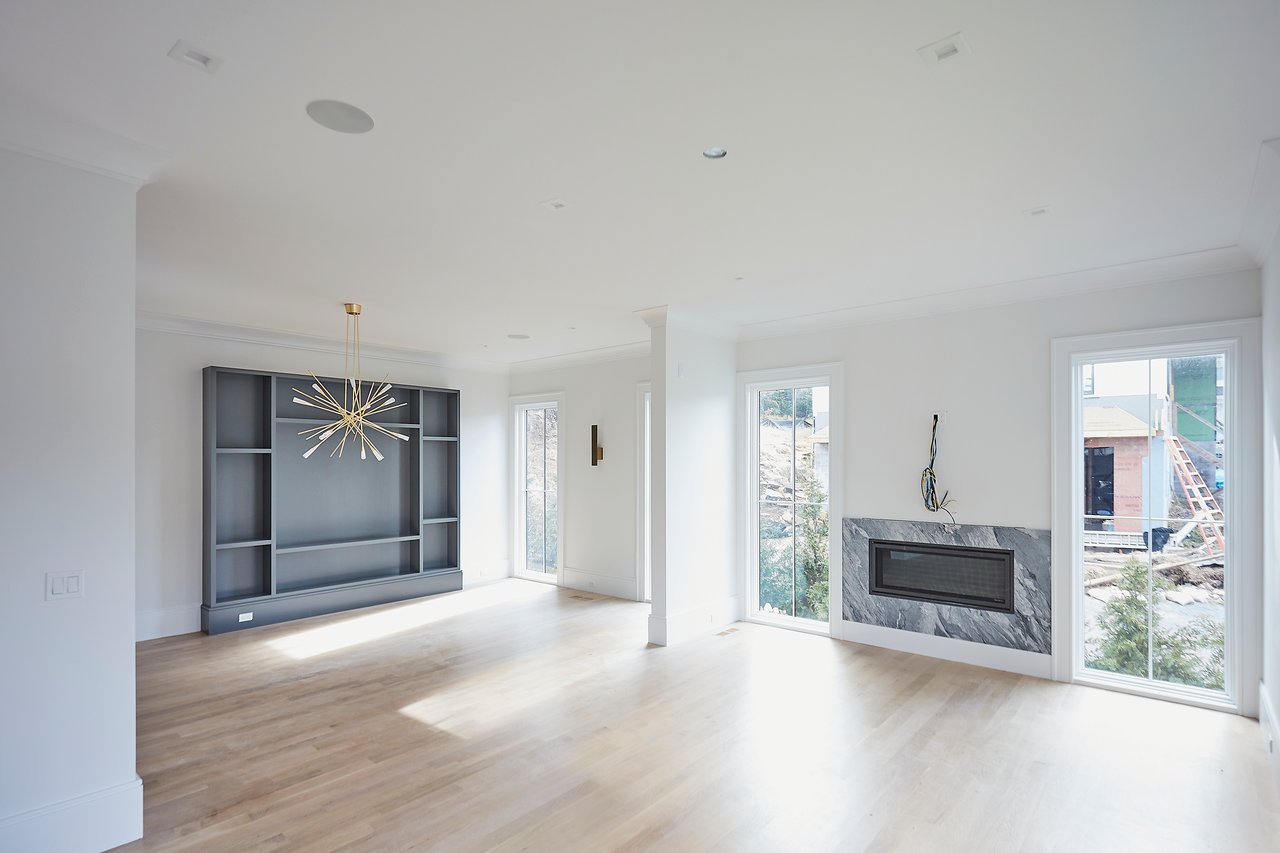 11 Wake Robin Road