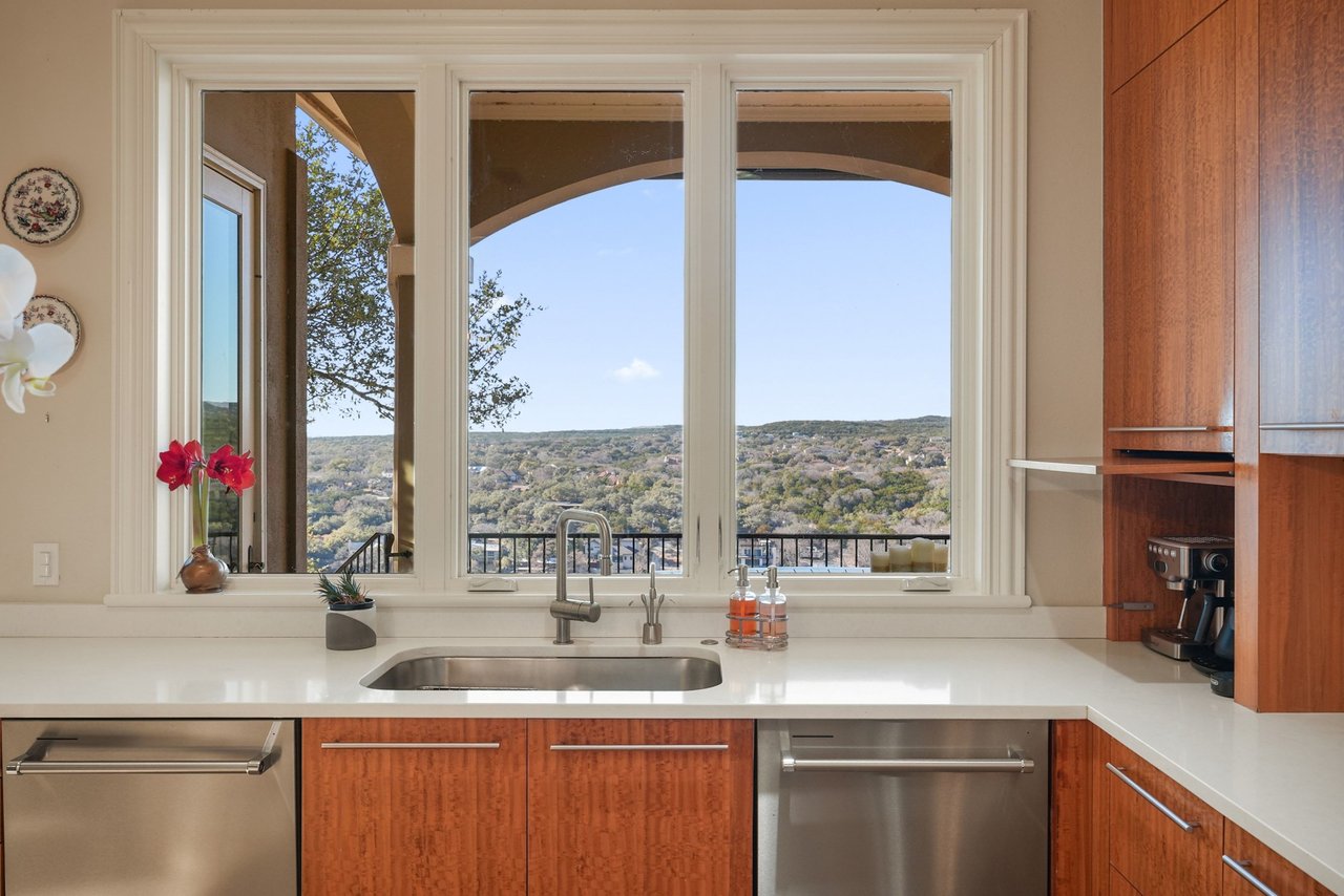 3800 Hunterwood Point