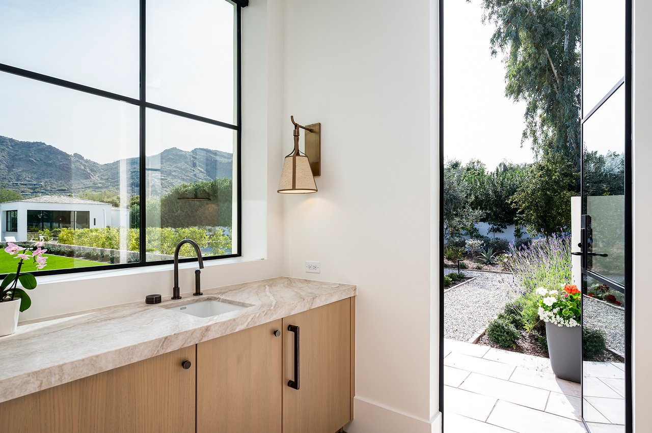 5029 E DESERT PARK Lane