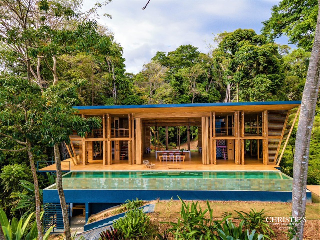 The Zen Villa | Award-Winning Teak Luxury Home with Ocean Views 