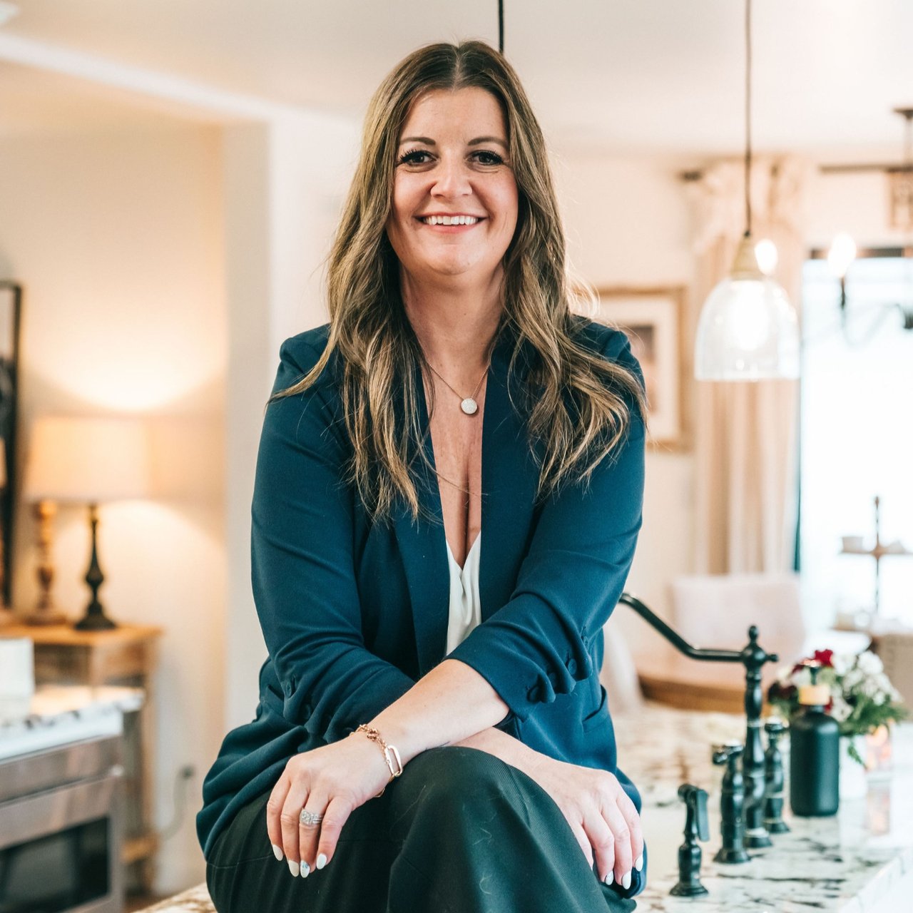 Jess Lay Powell Butte, OR Real Estate Agent Headshot