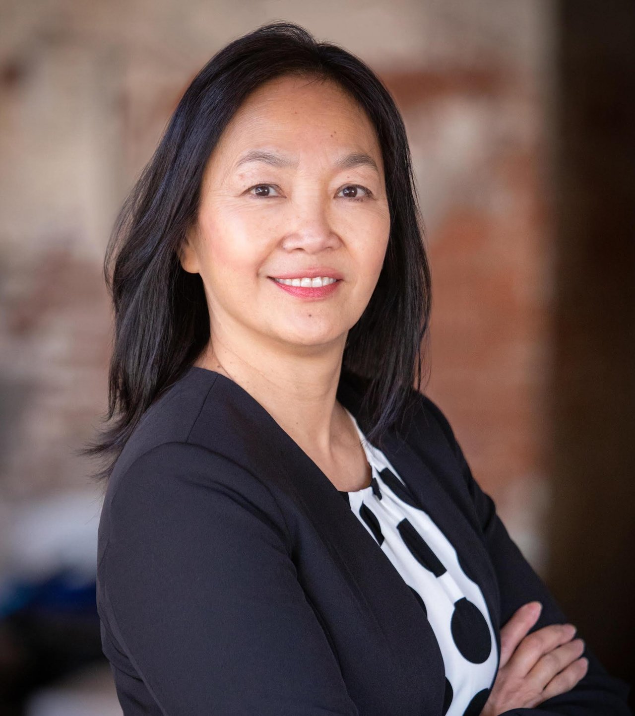 Jennifer Loprieno Goshen NY Real Estate Agent Headshot