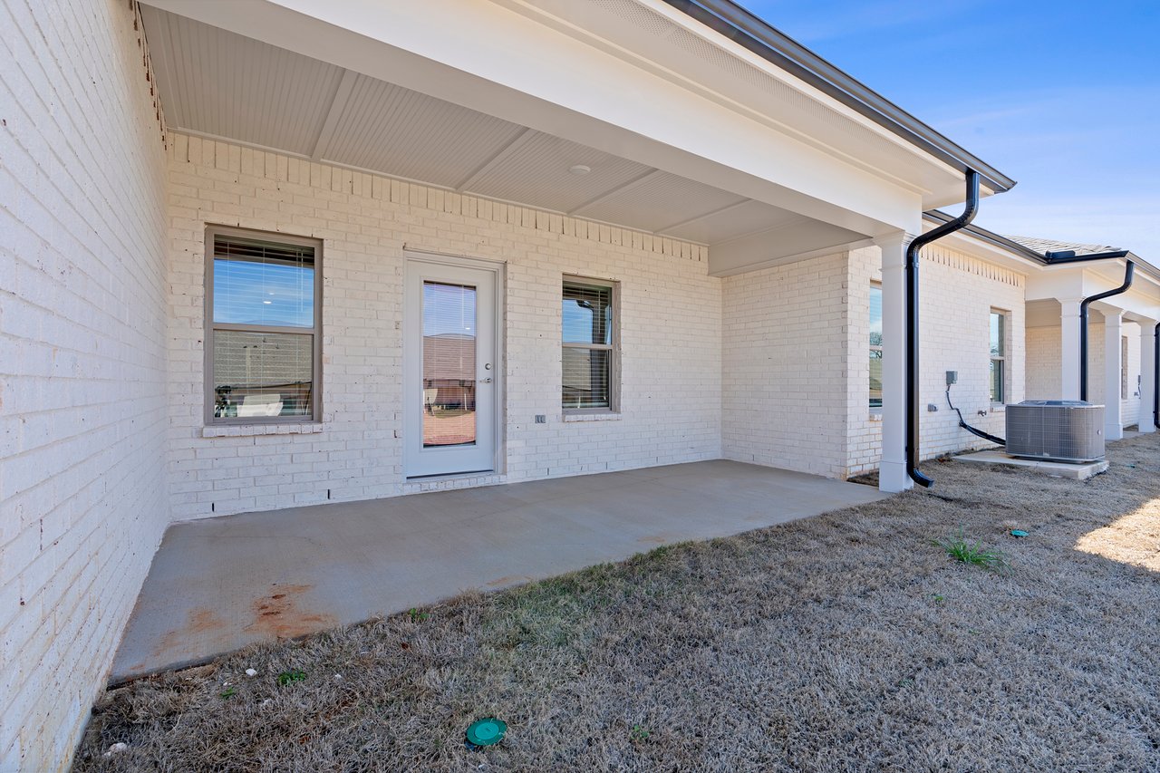 Clift Farms with Fully Fenced in Backyard!! 