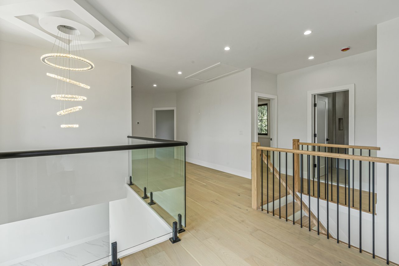44 Green Drive