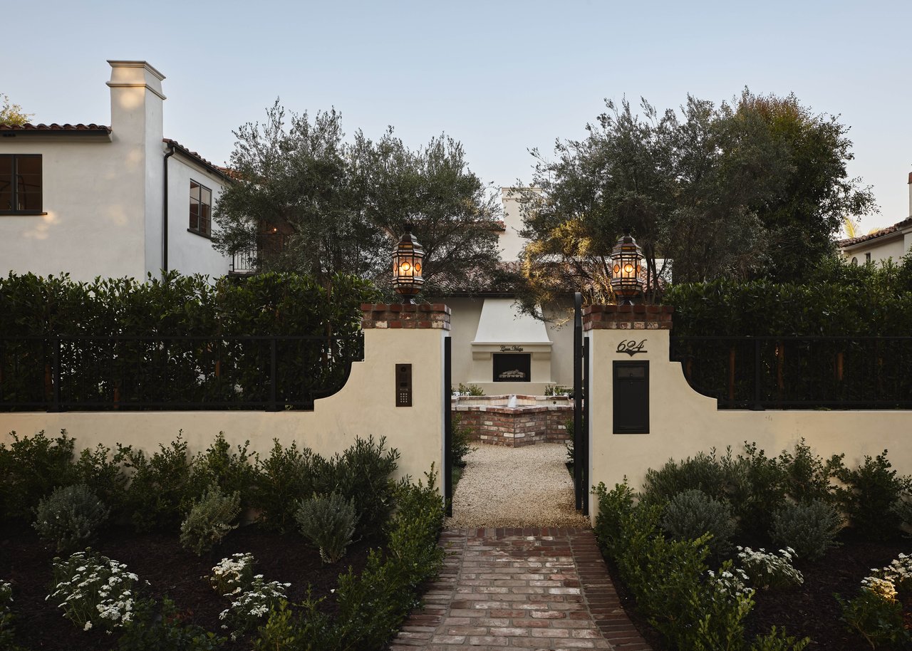 624 N Arden Dr, Beverly Hills