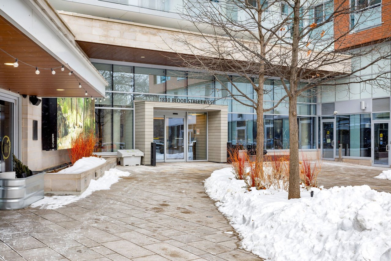 1830 Bloor St W #716