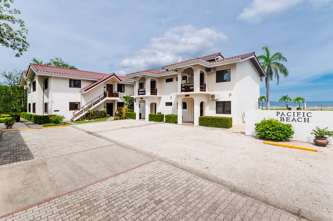 Pacific Beach 4 | Adorable 2 Bedroom 2 Bathroom Beachfront Condo in Playa Potrero!
