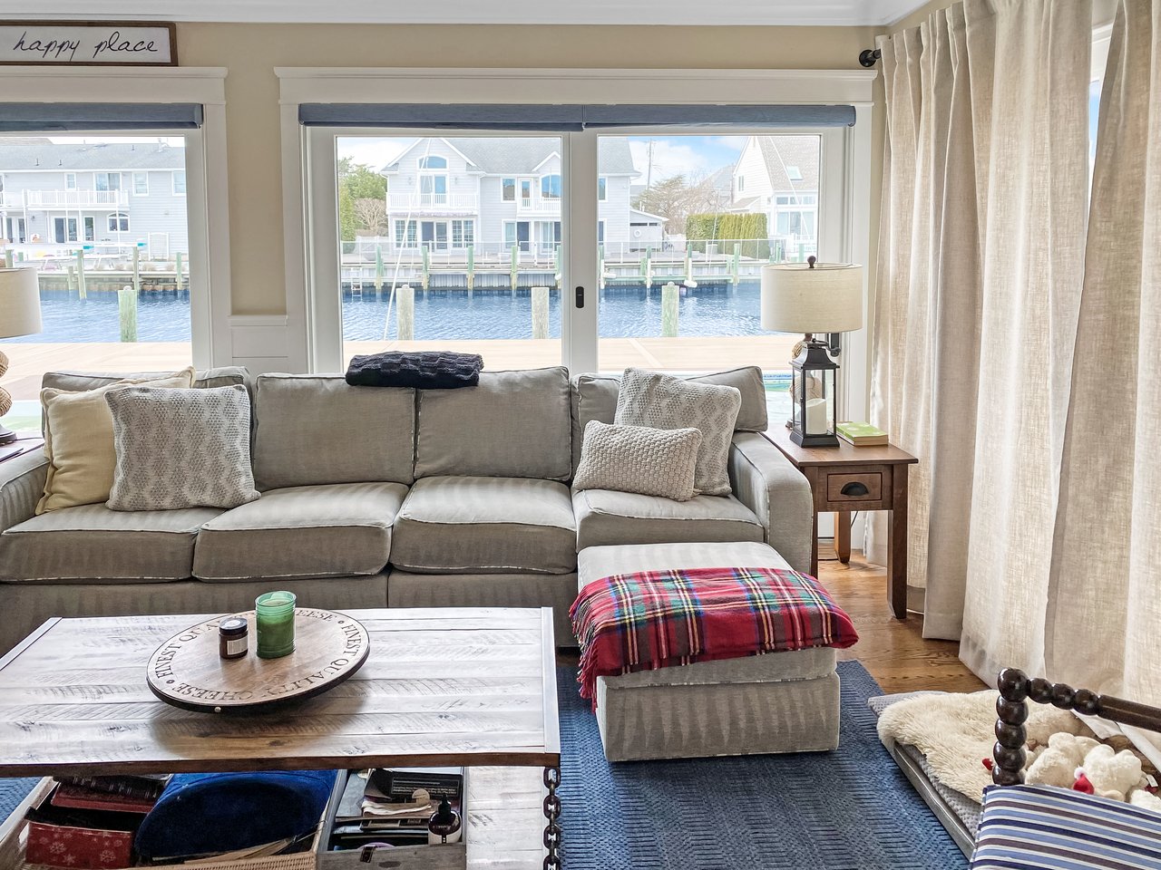 #149 Exclusive Curtis Point Home with Pool