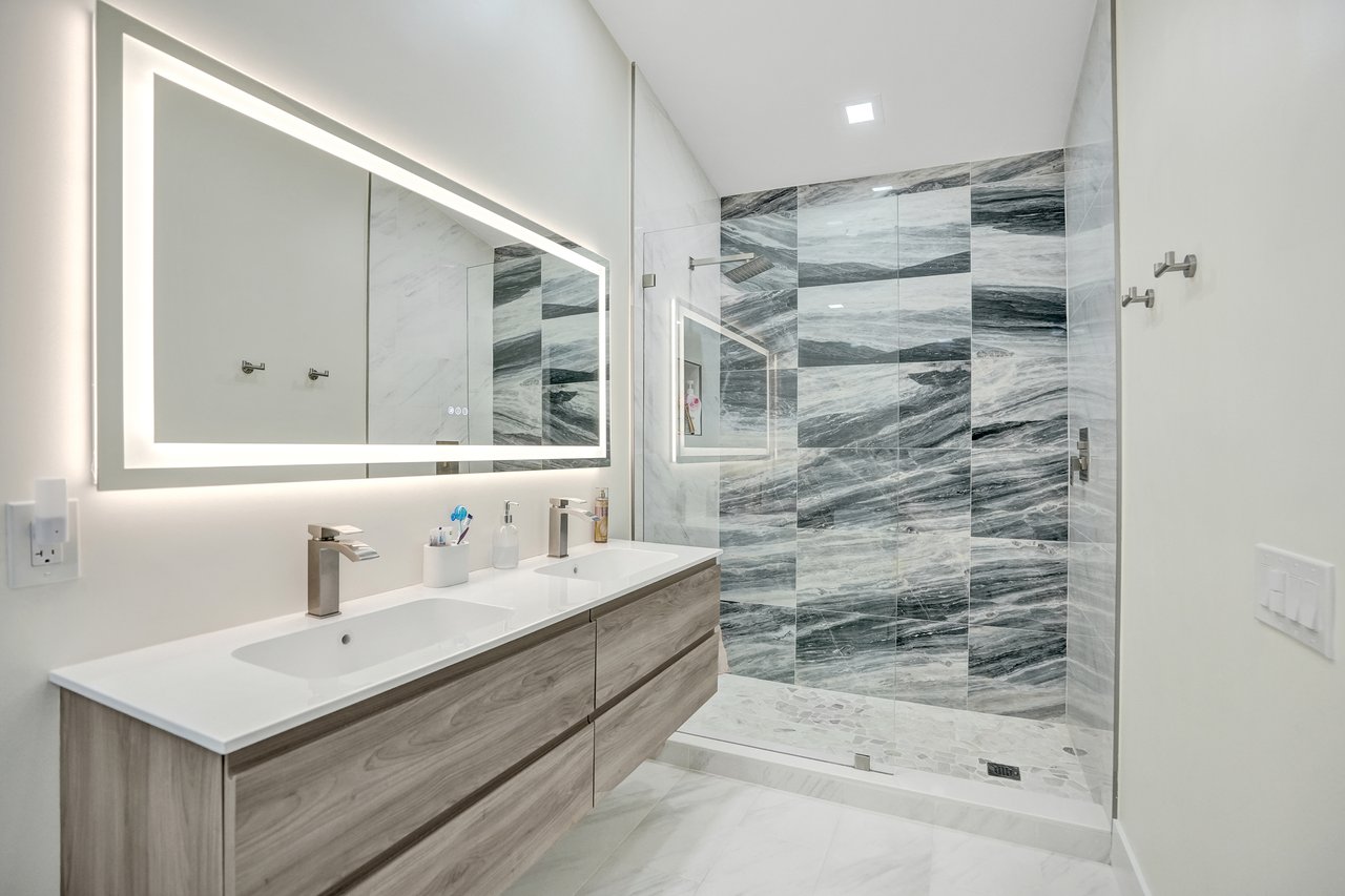 5355 Tenth Fairway Drive, #2, Delray Beach, FL 33484