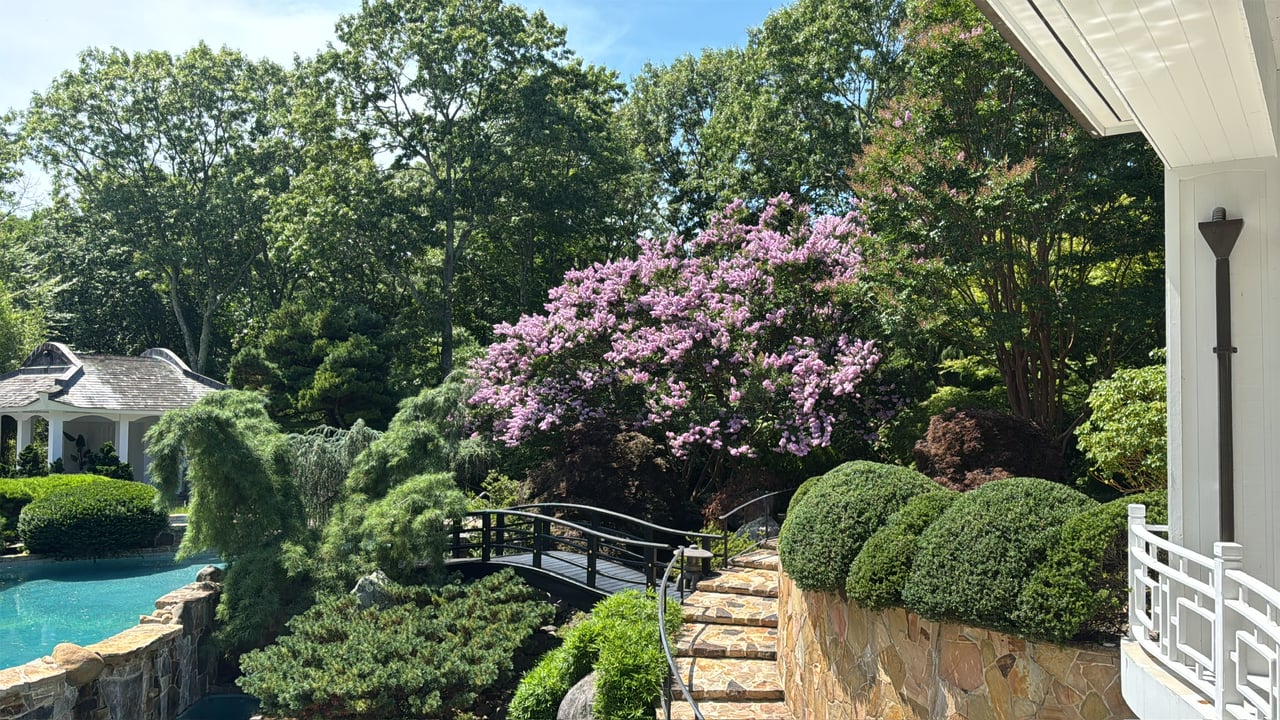 An Irreplaceable Garden Estate