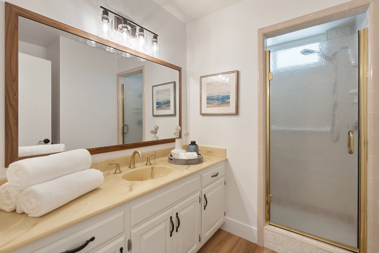 7817 E. Sandberg Lane