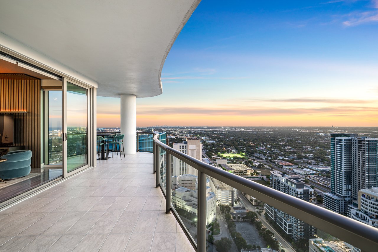 100 Las Olas Condos Fort Lauderdale | Penthouse Views