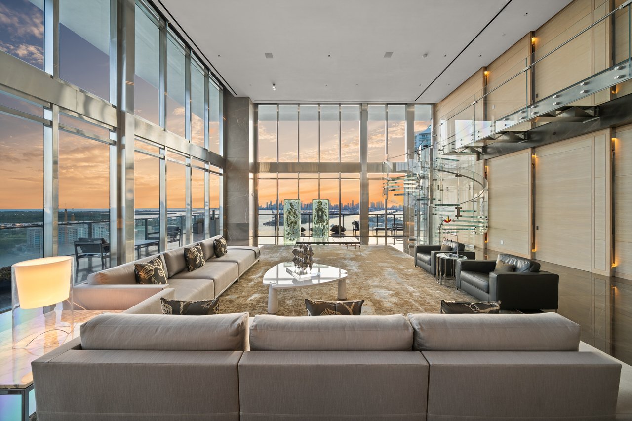 Apogee Penthouse